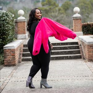 PLUS SIZE Hot pink cropped fur coat